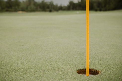 https://eastmantourism.ca/wp-content/uploads/2023/01/golfing.jpg